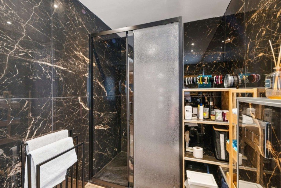 Badezimmer Doppelhaush�lfte R�sselsheim am Main