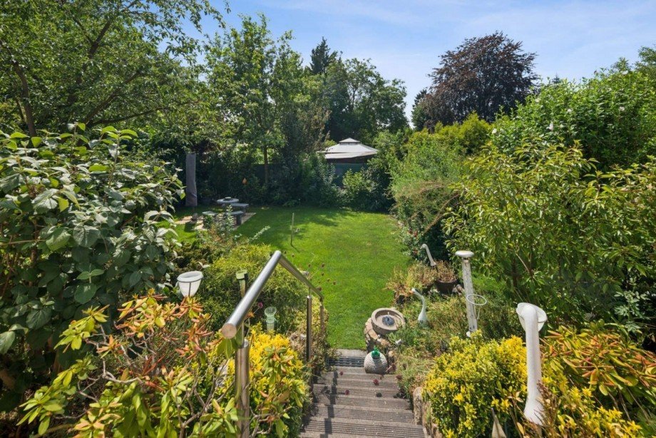 Garten Doppelhaush�lfte Wiesbaden