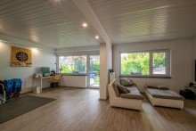 Einliegerwohnung Modernisiertes Einfamilienhaus mit Option Einliegerwohnung in guter Wohnlage von Eppstein Bremthal