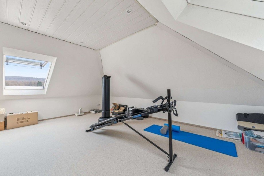 Niedernhausen-Engenhahn-22 (26) Einfamilienhaus Niedernhausen