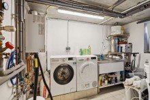 Hauswirtschaftsraum Reihenmittelhaus Mainz Kostheim Gepflegtes modernisiertes Reihenhaus in S�dausrichtung sch�ner Garten ruhige Lage Mainz Kostheim