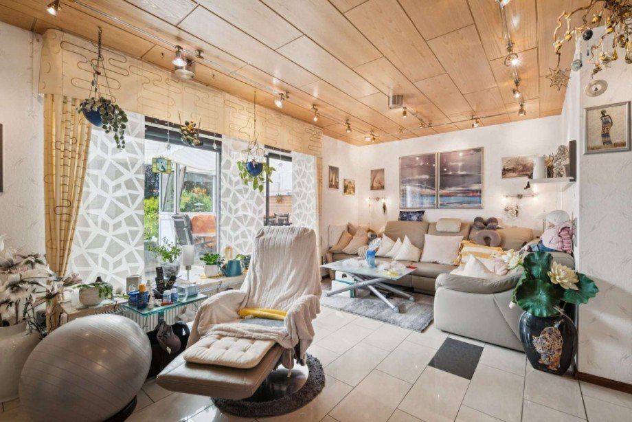 Wohnzimmer Doppelhaush�lfte Wiesbaden