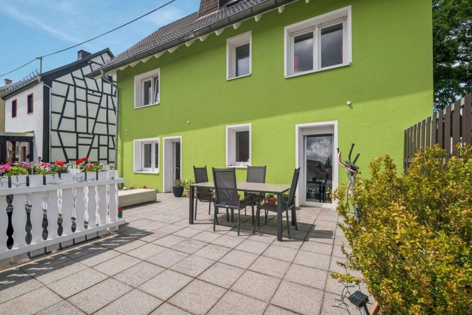 Heidenrod - Laufenselden (19) Einfamilienhaus Heidenrod