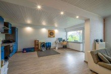 Einliegerwohnung  Eppstein Bremthal Modernisiertes Einfamilienhaus mit Option Einliegerwohnung in guter Wohnlage von Eppstein Bremthal