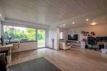 Einliegerwohnung Eppstein Modernisiertes Einfamilienhaus mit Option Einliegerwohnung in guter Wohnlage von Eppstein Bremthal