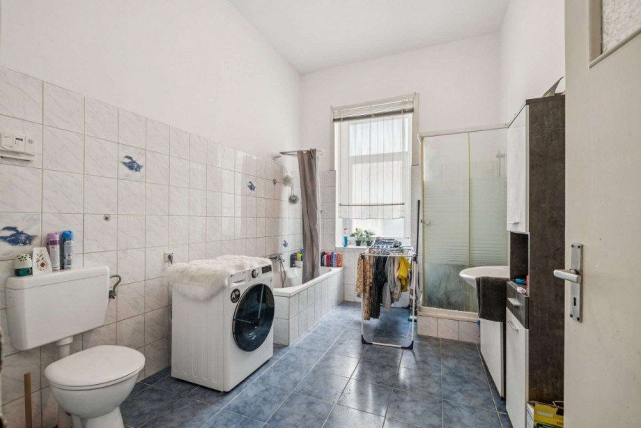 Badezimmer Erdgeschosswohnung Wiesbaden